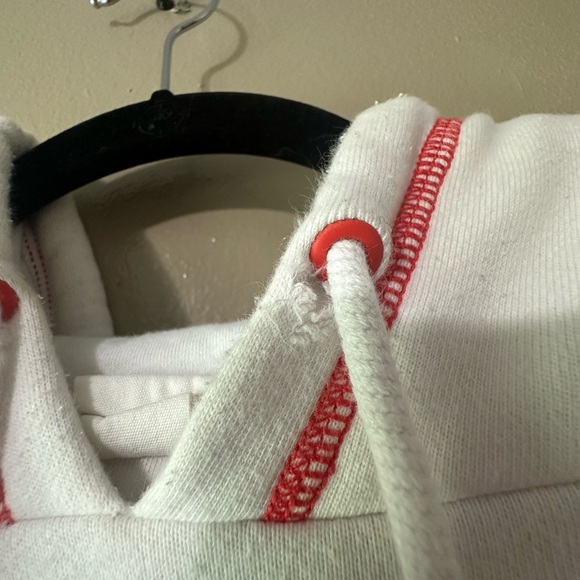 Vans Women's White Hoodie with Red Stitching - Picture 6 of 8